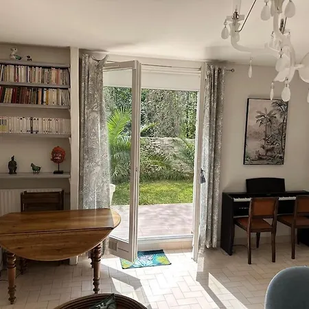 Maisonnette Avec Parking Et Jacuzzi *
