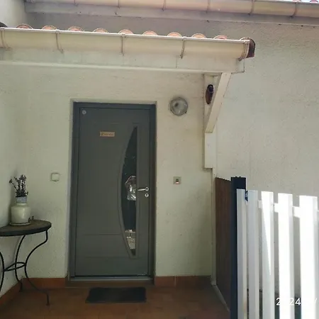 Maisonnette Avec Parking Et Jacuzzi *