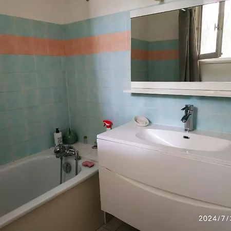Maisonnette Avec Parking Et Jacuzzi Tatil Evi *